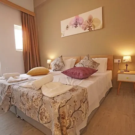 Mare Civitas Apartment *
